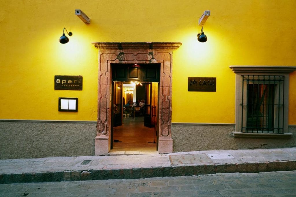 Dos Casas Entrance