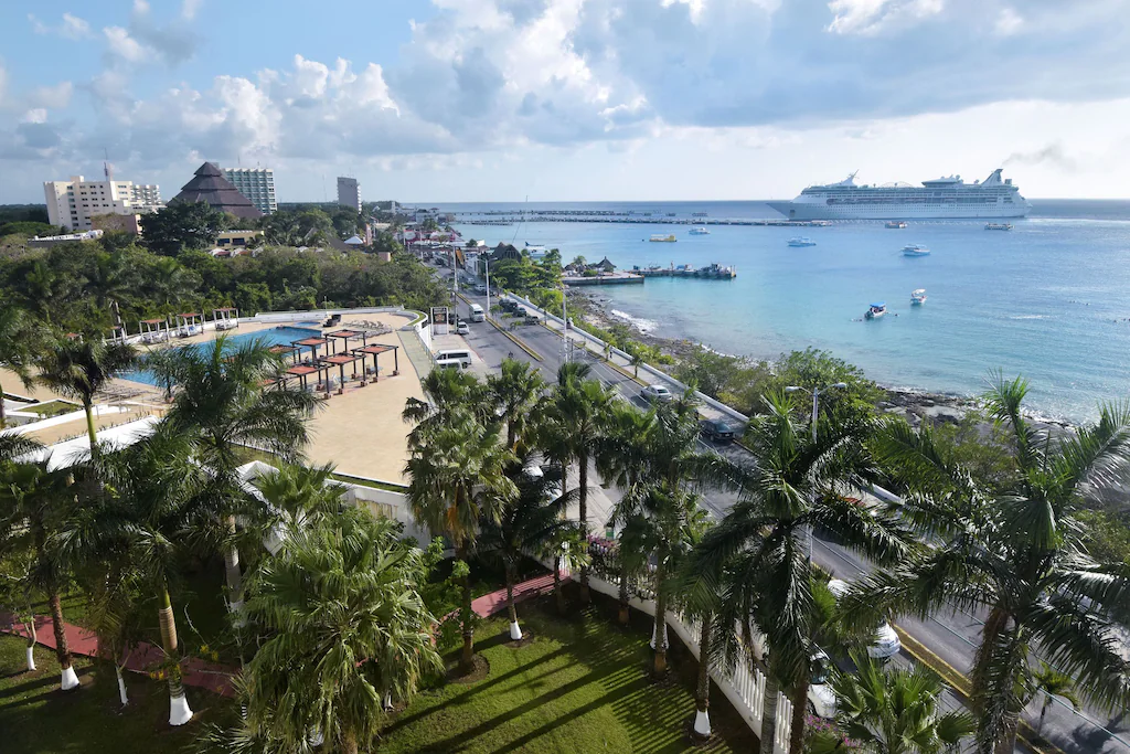 palmar luxury condo overview